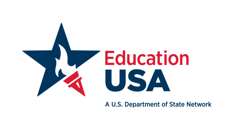 Edukasi Internal dan Eksternal EducationUSA: Mempromosikan Pendidikan Tinggi AS secara Global