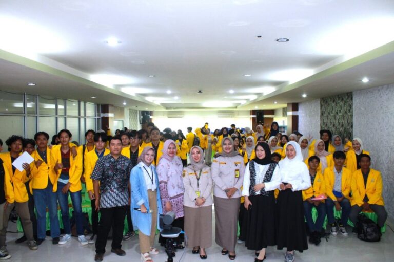 Edukasi Internal dan Eksternal Jurusan Perkebunan Universitas Sriwijaya: Membangun Kompetensi dan Kontribusi di Sektor Pertanian