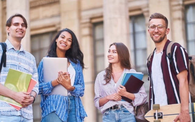 Kuliah di Luar Negeri Impian atau Ilusi: Real Talk 2025